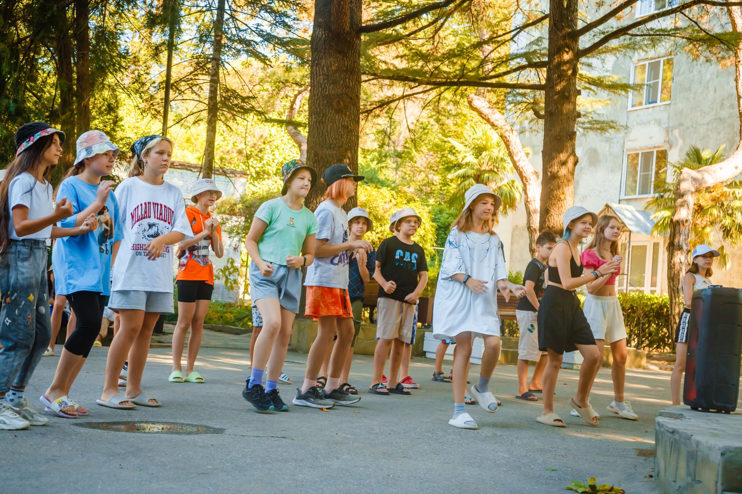 MCAMP – творческий лагерь, Владимирская область, пос. Сосновый Бор. Путевки  в детский лагерь на 2024 год