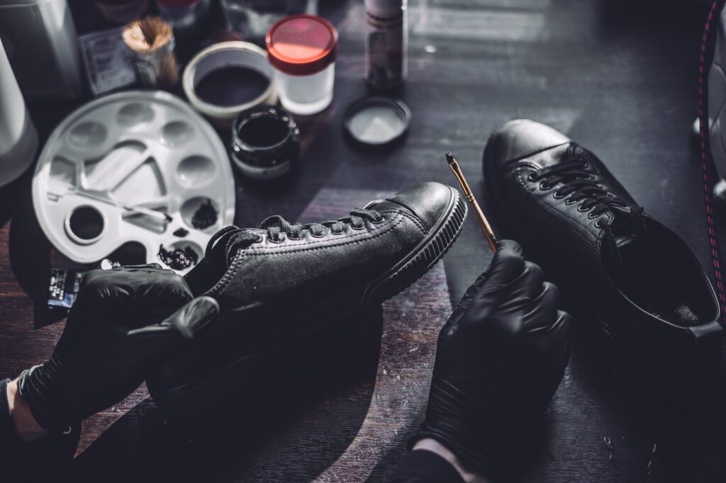 Чистка сникерсов в СПб: круто и правильно!