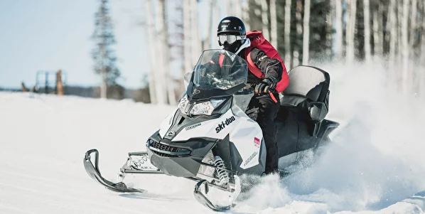 Почему выбрать катание на снегоходах в Архызе?