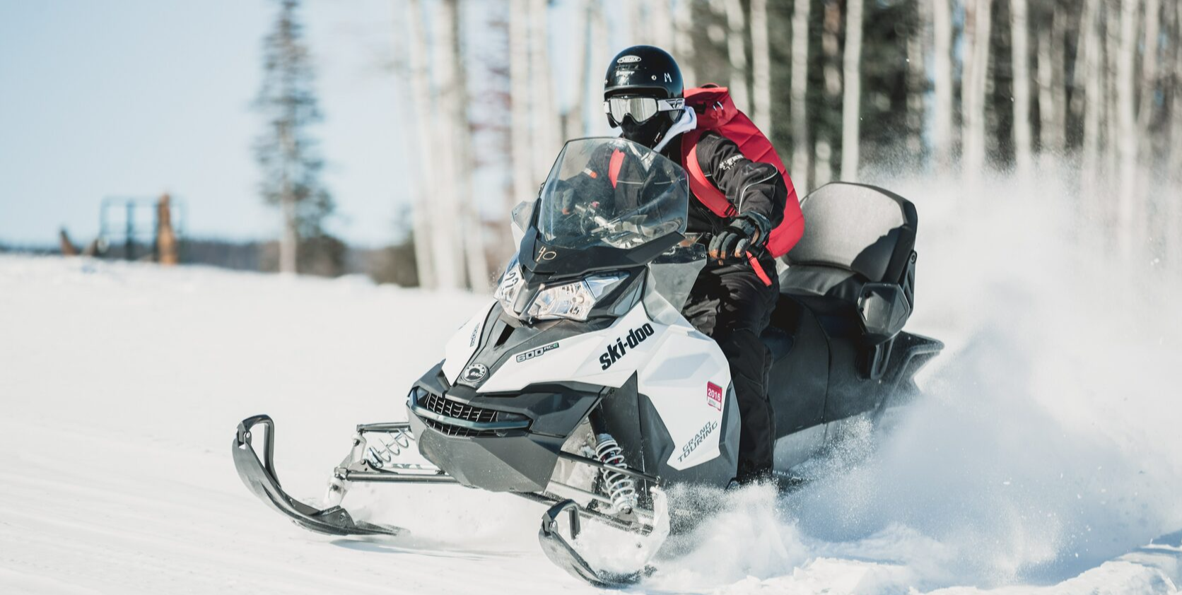 Почему стоит выбрать катание на снегоходах в Архызе?