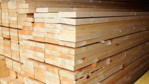 Преимущества сухой строганой доски для строительных и ремонтных работ Преимущества сухой строганой доски для строительных и ремонтных работ