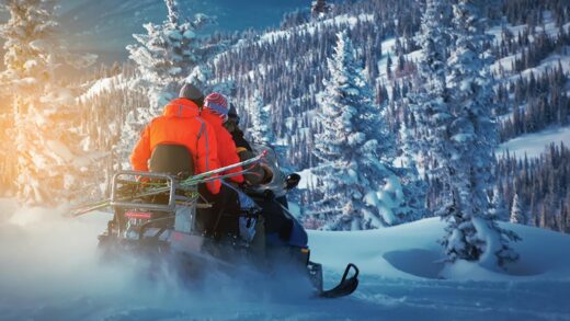 Особенности и преимущества использования снегоходов для зимних путешествий и отдыха Особенности и преимущества использования снегоходов для зимних путешествий и отдыха